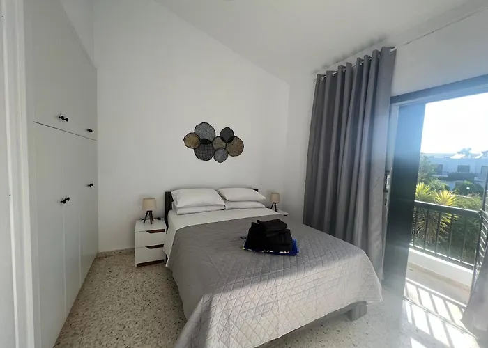 Natalia's Townhouse, Margarita Gardens 003 * Paphos