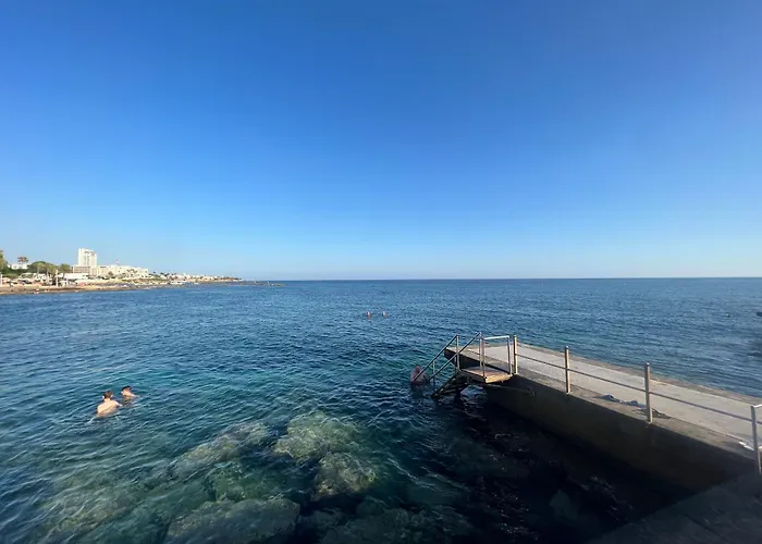 Natalia's Townhouse, Margarita Gardens 003