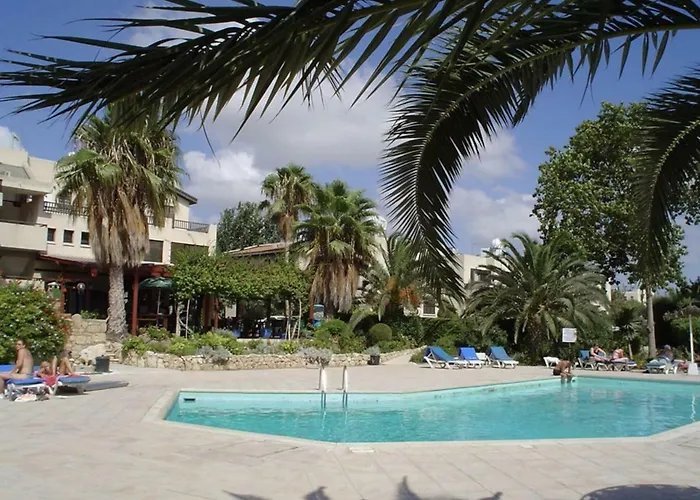 Natalia's Townhouse, Margarita Gardens 003