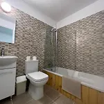 Natalia's Townhouse, Margarita Gardens 003 度假居 Paphos