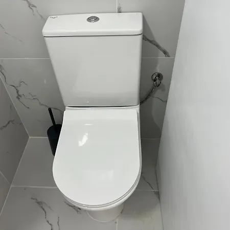 Natalia's Townhouse, Margarita Gardens 003 펜션 파포스